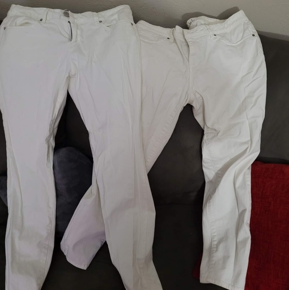 Bundle 2 white jeans